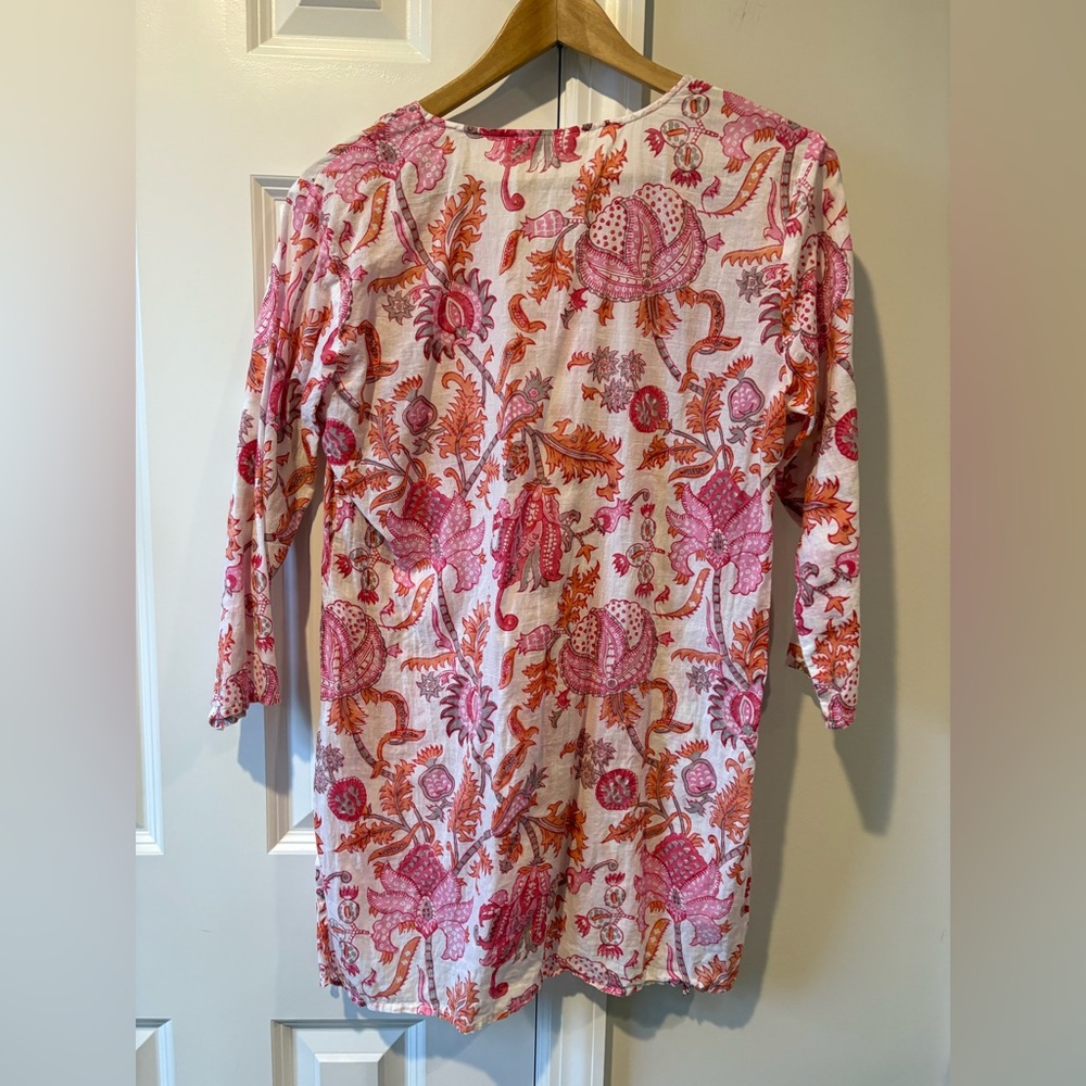 Roller Rabbit Amanda Block Print Tunic Top - Picture 5 of 10
